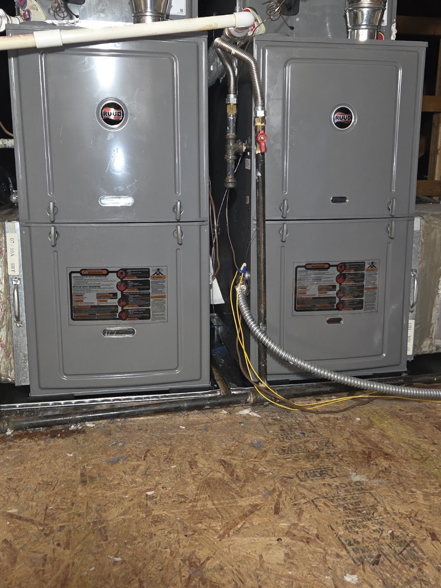 Twin gas furnaces installed by Hixon for a Dacula-area home